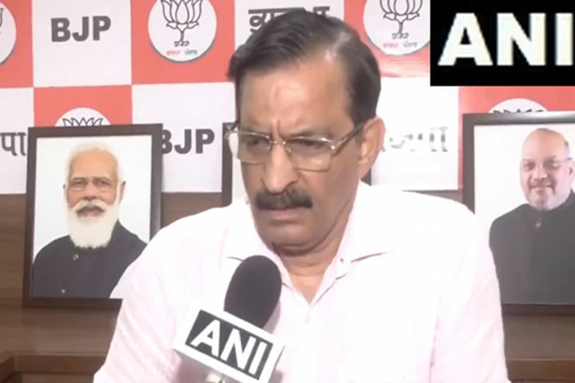 Punjab BJP General Secy Anil Karin condemns murder of police personnel in Tarn Taran