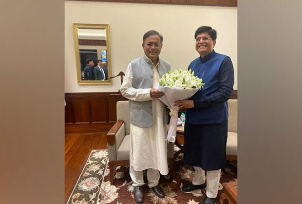 Bangladesh Foreign Minister meets Piyush Goyal, requests India's support in ensuring supply of essential commodities