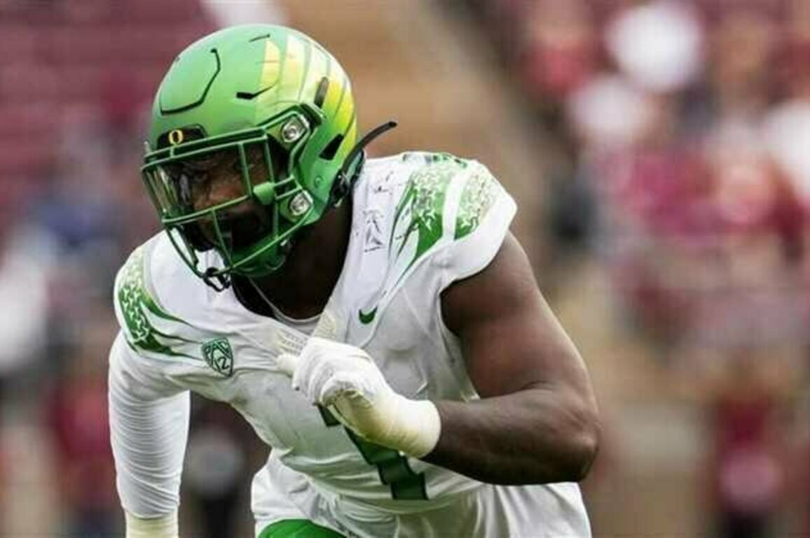 Cardinals Select Jordan Burch In Third Round