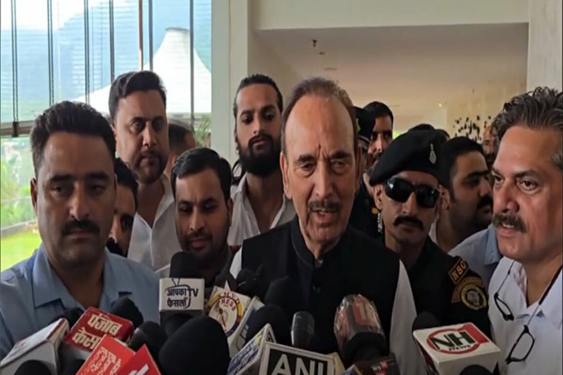 "Brotherhood we once had is fading now": Ghulam Nabi Azad