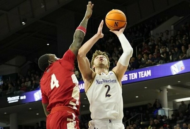 Nebraska erases 20-point deficit to stun Northwestern