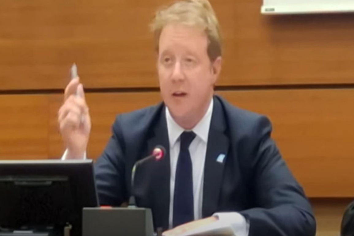 Former UK MP expresses concerns over corruption, human rights crisis in Bangladesh