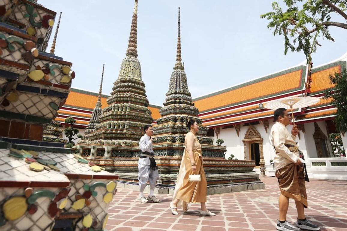 Thai PM stresses combating cybercrime before departing for APEC summit