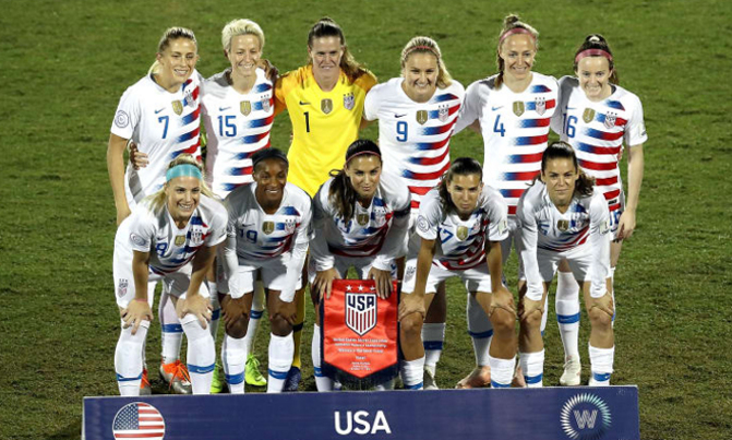 Women's World Cup champs 'right' to pursue equal pay: men's union Women's World Cup champs 'right' to pursue equal pay: men's union