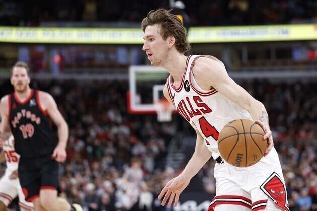 As losses mount, Bulls 'move forward' against Trail Blazers