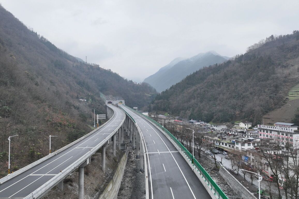 #CHINA-SHAANXI-ANKANG-LANGAO EXPRESSWAY-OPEN TO TRAFFIC (CN)