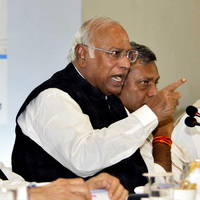 "Bihar needs a 'model' filled with economic development, social justice, and equality": Mallikarjun Kharge as second phase polling underway