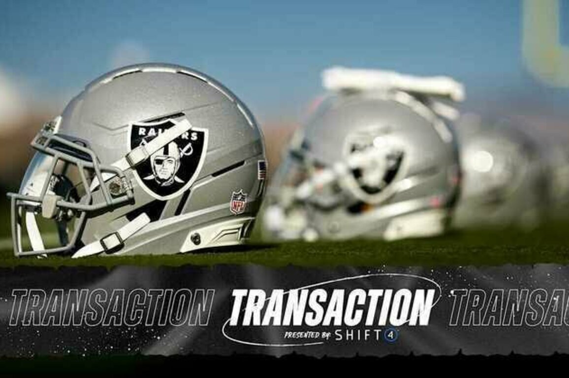 Raiders sign G Layden Robinson and WR DJ Turner to the practice squad