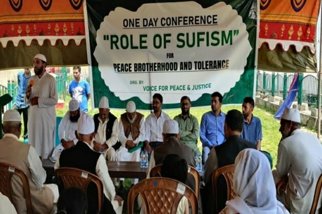 Sufi conference held in Kashmir, lays emphasis on peace and brotherhood