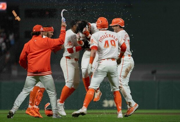 MLB roundup: Giants slide past Phillies 1-0 in 10