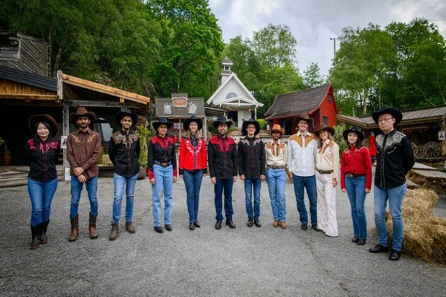 Chess stars turn Cowboys for a day at Norway Chess Games 2025