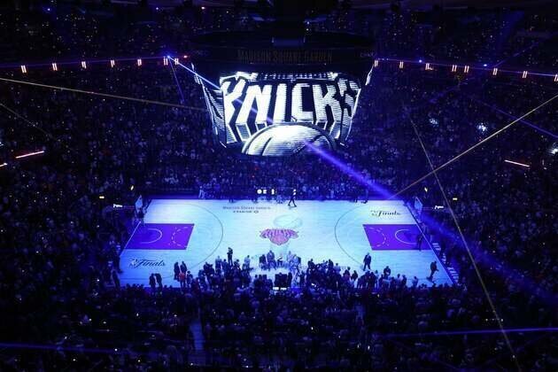 NBA Finals ticket prices continue to plunge ahead of Game 4