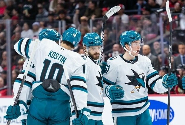 Sharks look to halt Leafs' win streak, end their own skid