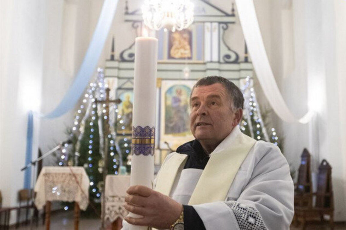 BELARUS: KGB tried to use jailed priest to entrap nuncio
