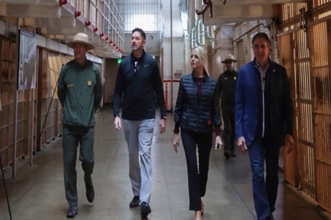 White House suggests Alcatraz facility could house illegal immigrants awaiting deportation