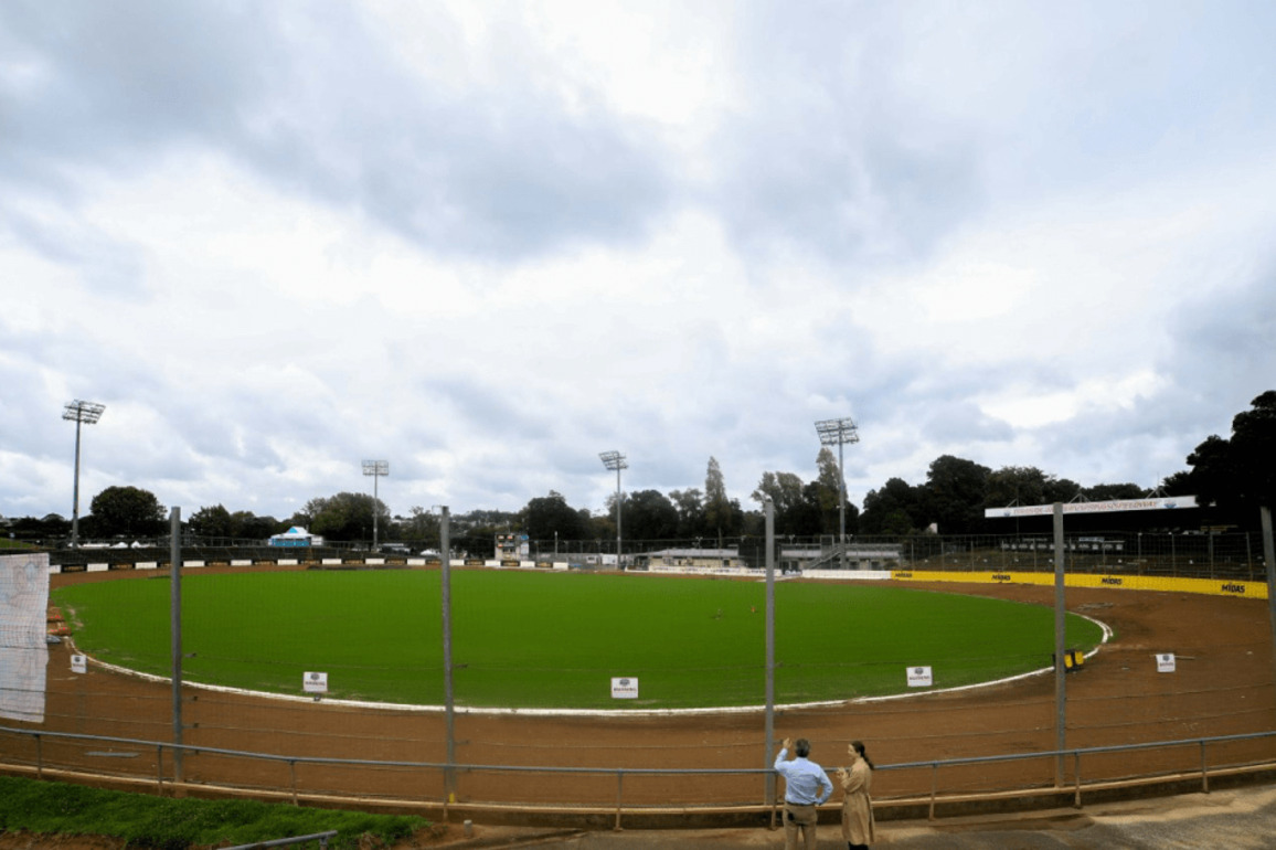 Feedback on the future of Western Springs Stadium due