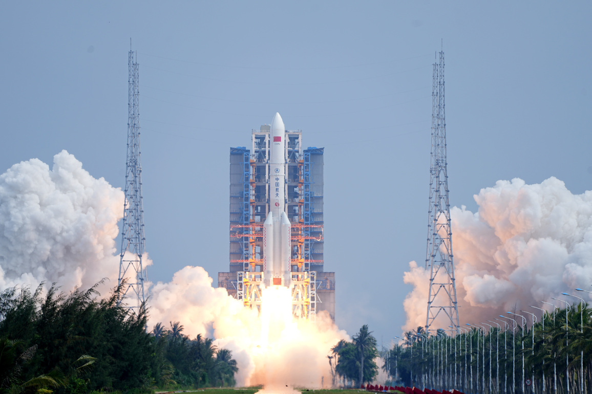 (EyesOnSci) CHINA-HAINAN-COMMUNICATION TECHNOLOGY TEST SATELLITE-LAUNCH (CN)