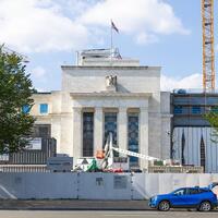 Roundup: Trump pushes U.S. Fed official to quit