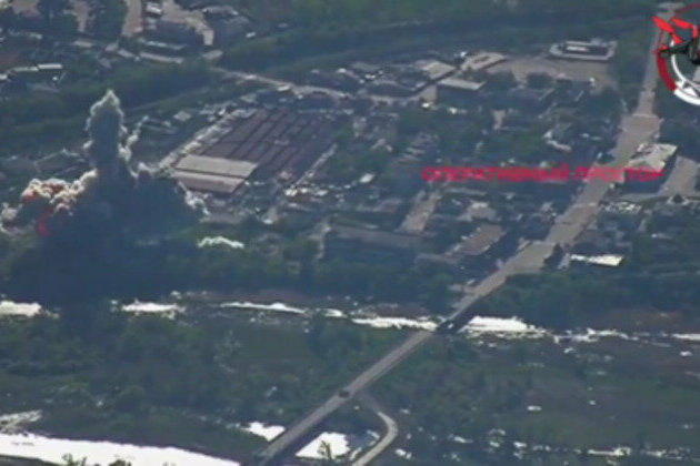 Russian glide bombs pound Kiev's troops (VIDEOS)