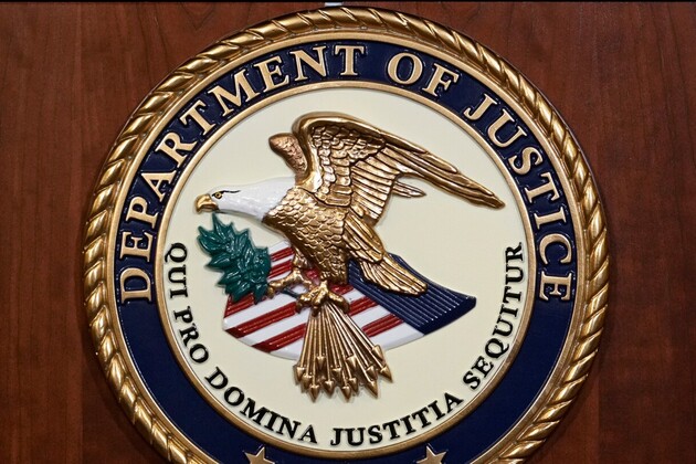 Texas man arrested for trying to aid Islamic State group is charged with international terrorism