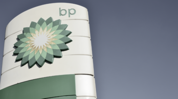 BP's capital spending sparks Paris accord concerns 