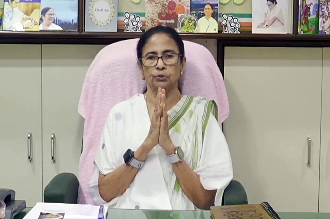 "Absurd and authoritarian conduct": Mamata lashes out over attack on Kalyan, Abhishek; alleges hospitals told not to treat TMC leaders