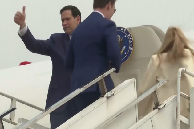 Kolkata: US State Secy Marco Rubio departs for Delhi alongwith wife, accompanied by US envoy to India