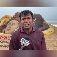 Sudarsan Pattnaik crafts 6 Lord Shiva sand sculpture for first Monday of Sawan