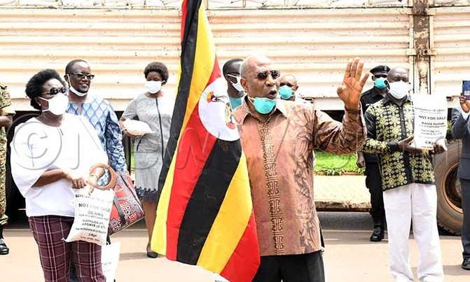 Rugunda flags off food distribution Rugunda flags off food distribution
