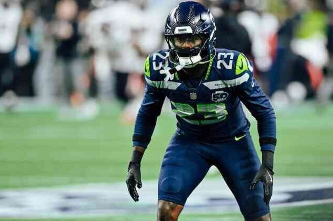 Seahawks Sign S D'Anthony Bell To Practice Squad