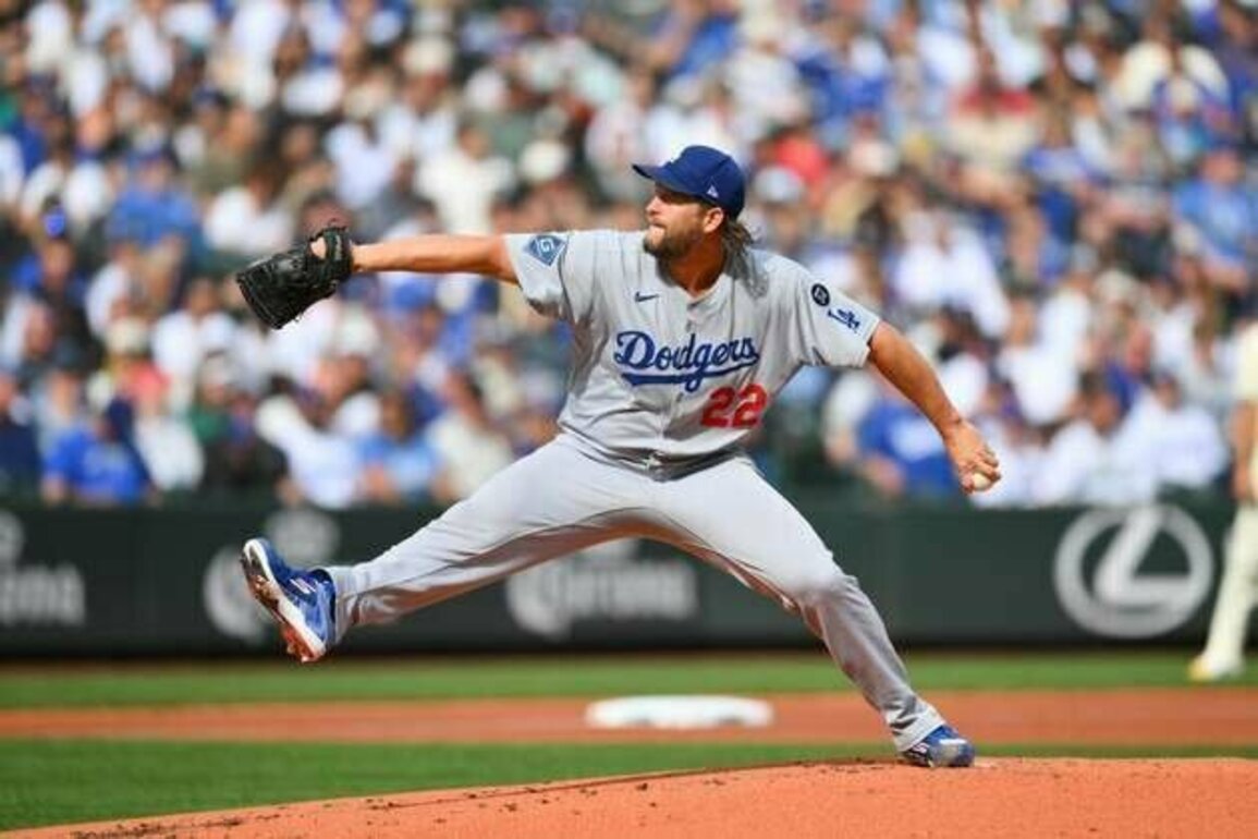 Dodgers leave LHP Clayton Kershaw off wild-card roster