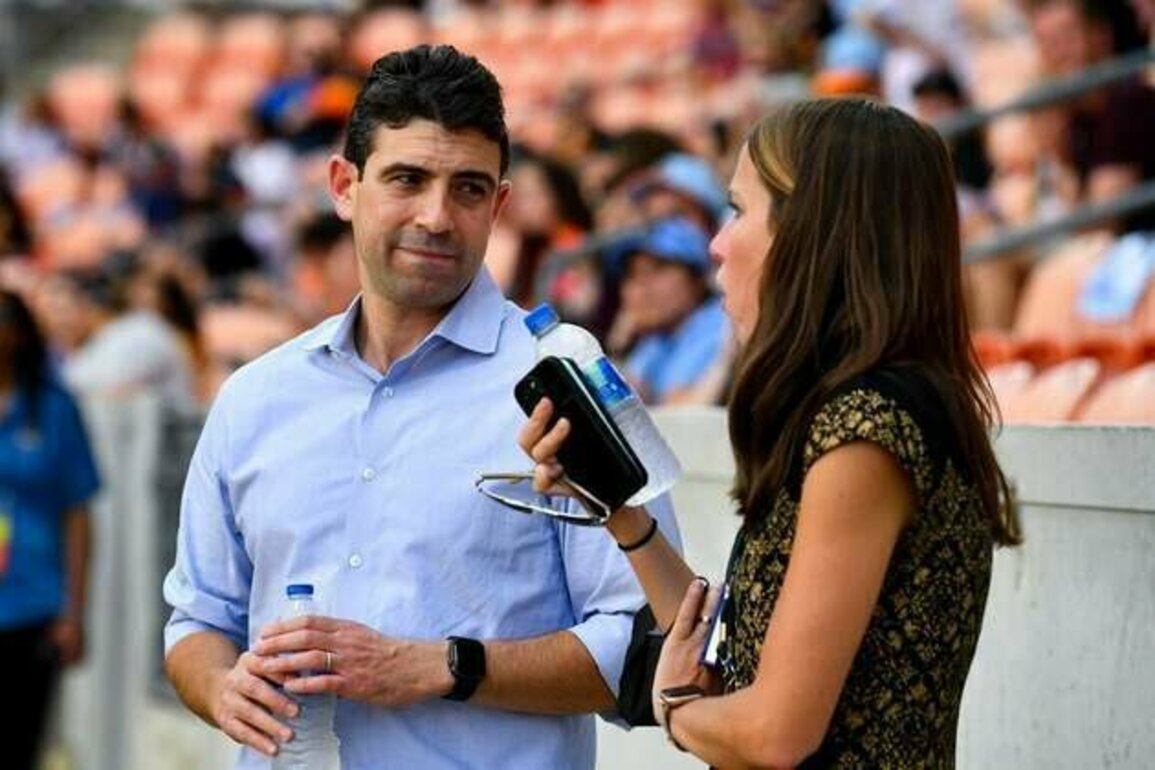 Report: Houston Dash close to $120M sale to son of Chinese billionaire