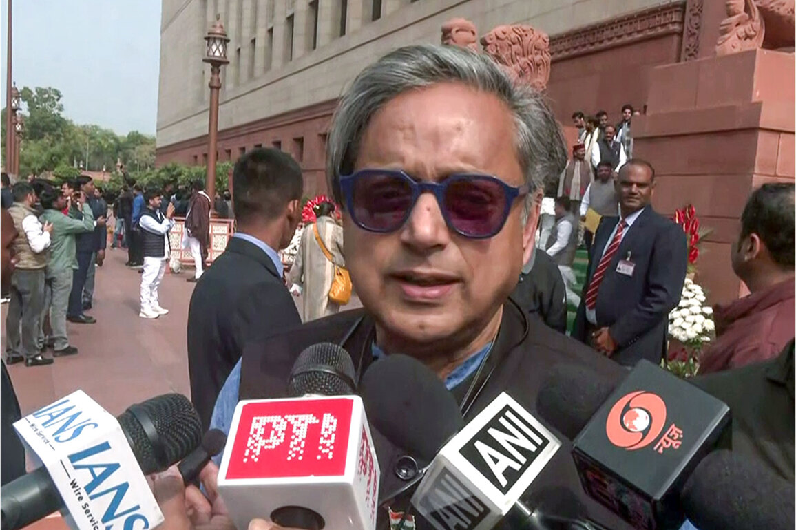 Excluding Kerala from High-Speed Rail Corridors "indefensible": Shashi Tharoor on Union Budget