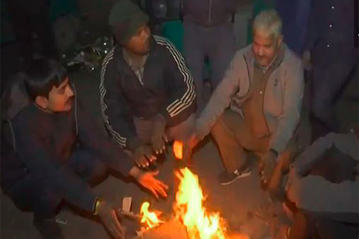 Pune civic body bans open bonfires amid dip in temperature