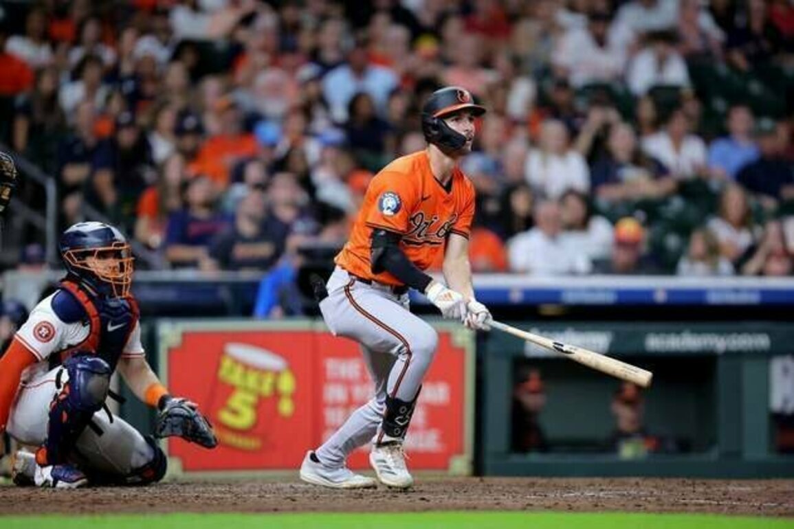 Orioles' Dylan Beavers, Samuel Basallo eye home debuts vs. Astros