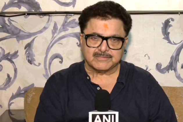 Filmmaker Ashoke Pandit congratulates PM Modi on completing 25 years in public office