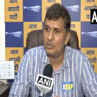 "Ulta chor kotwal ko daate": AAP's Saurabh Bharadwaj accuses EC of bias