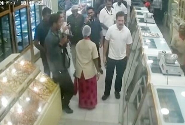 TN: Taking a break from poll campaign, Rahul visits sweet shop, walks away with 1kg Gulab Jamun