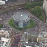 Thousands flood London streets in 'Unite the Kingdom' march (VIDEOS)