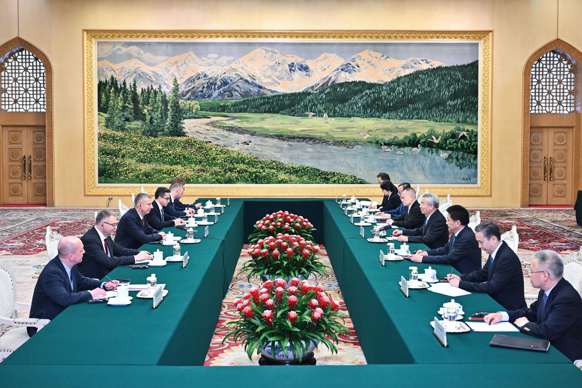 CHINA-BEIJING-LI XI-BELARUSIAN DELEGATION-MEETING (CN)