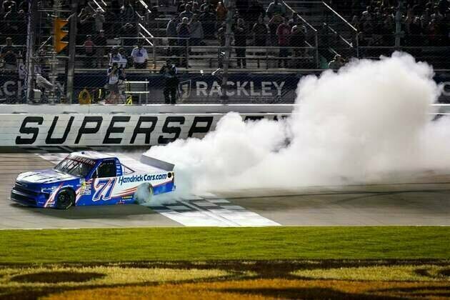 Rajah Caruth holds on for Truck Series win at Nashville