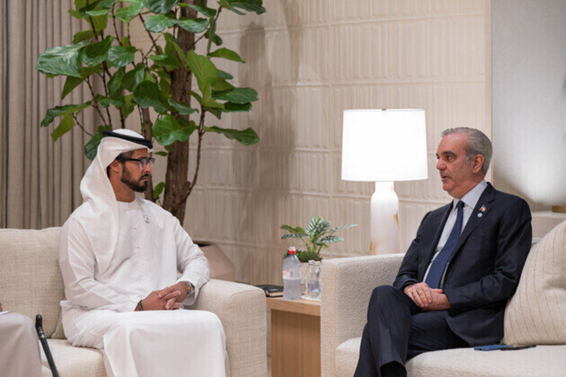 Zayed bin Hamdan bin Zayed meets President of Dominican Republic to explore opportunities for economic, investment cooperation