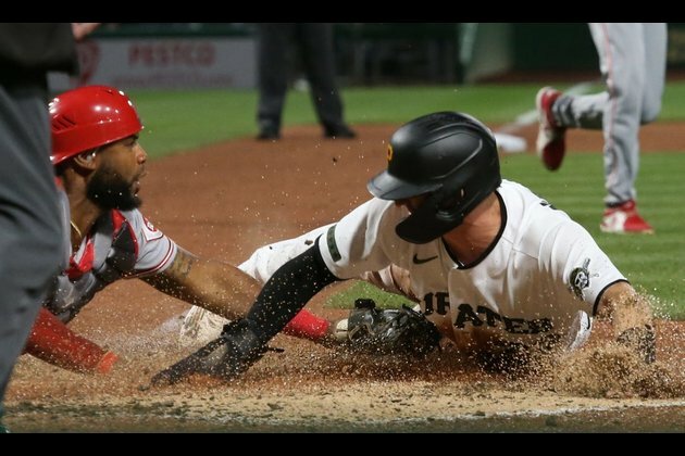 Pirates, Reds continue NL Central basement showdown