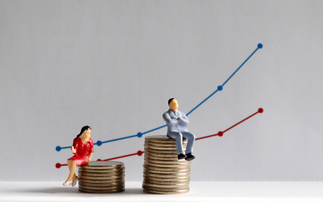 UK financial services' 30% gender pay gap weakening ability to recruit top talent