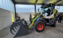 Claas targets livestock sector with its first all-electric wheel loader