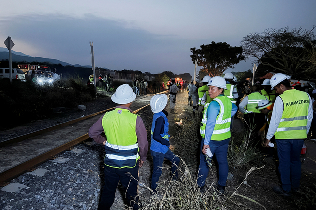 Mexico: 13 killed, 98 injured as passenger train derails on Isthmus of Tehuantepec Railway
