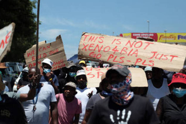 Zimbabwe and Nigeria issue warnings over violent protests in South Africa (VIDEO)