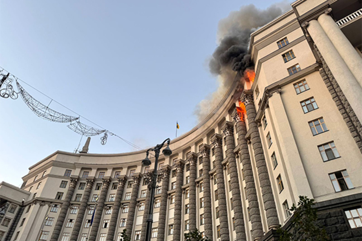 Russian strikes kills 3, cause fire in Ukraine's Cabinet of Ministers building: Zelenskyy