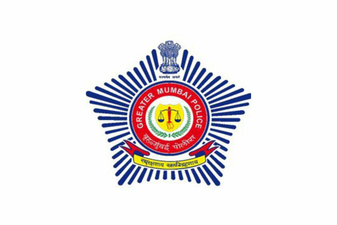 Mumbai police identifies 17 Pakistani nationals, issues exit permits