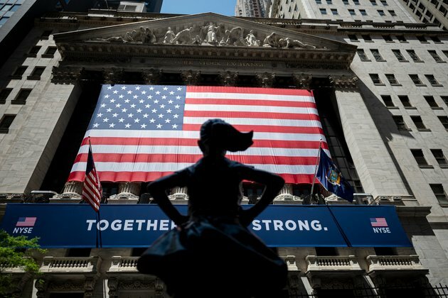 Global Markets Mostly Lower Thursday